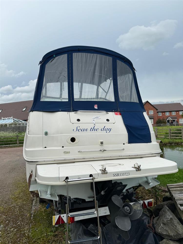 Sea Ray Sundancer 240