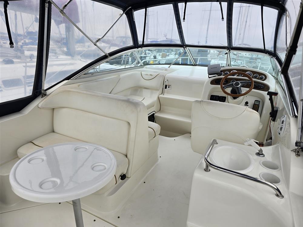 Sea Ray Sun Dancer 260