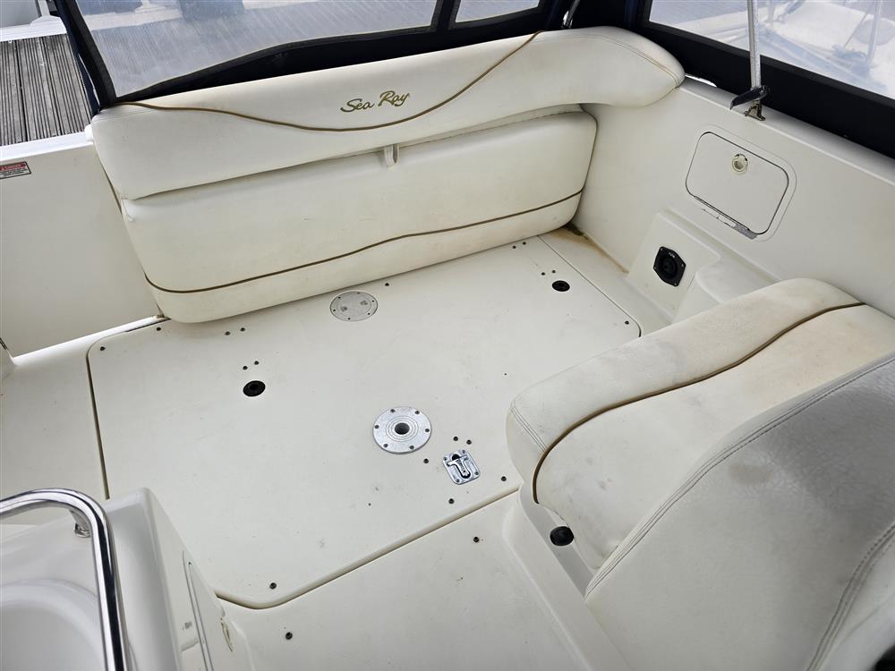 Sea Ray Sun Dancer 260