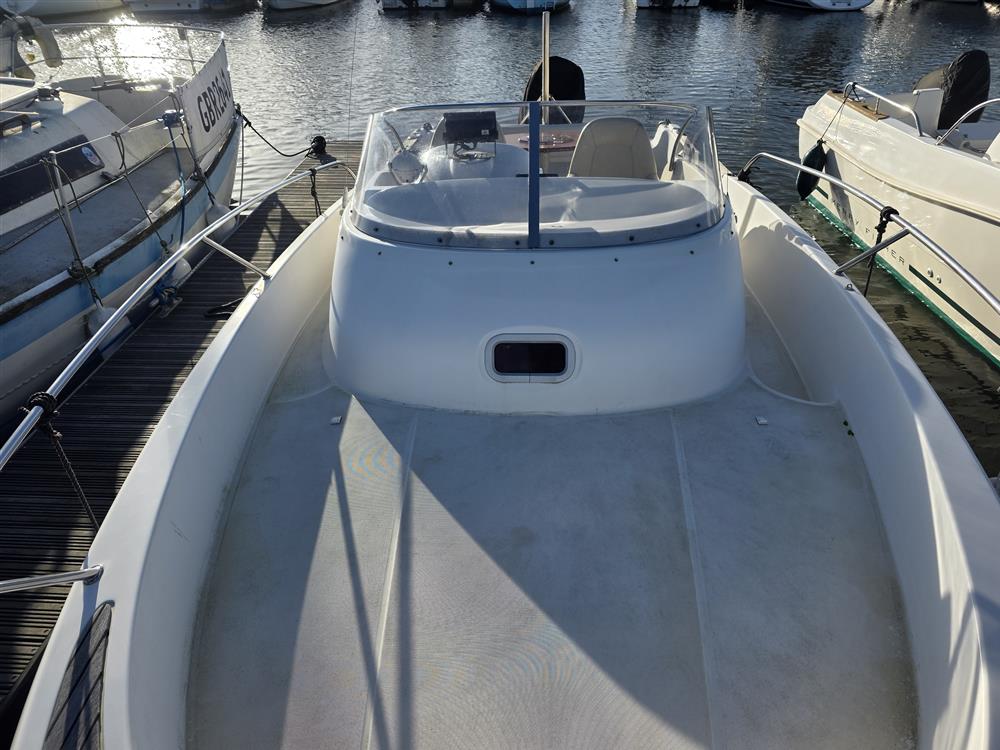 Jeanneau Cap Camarat  7.5 WA