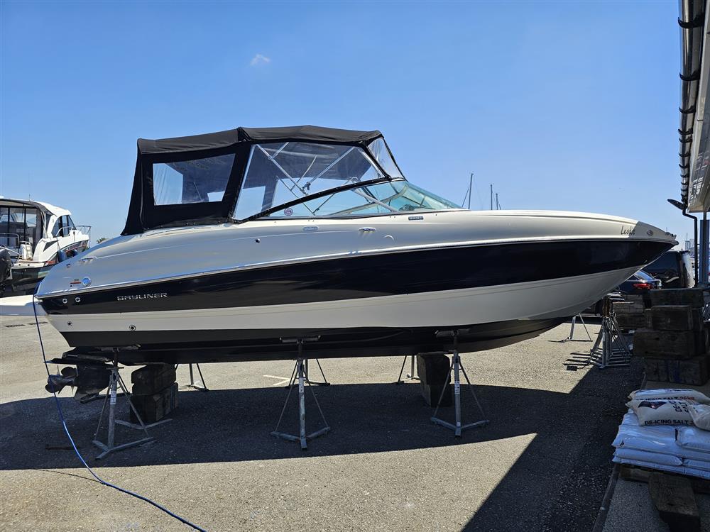 Bayliner 802