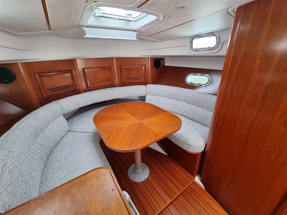 Beneteau Ombrine 800