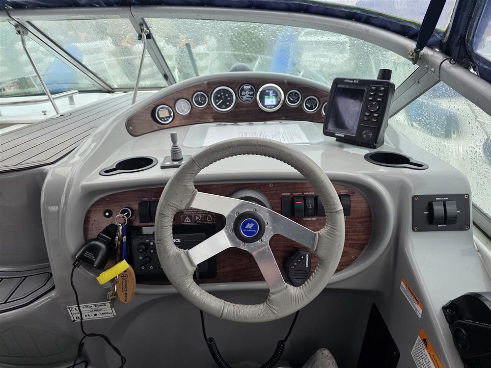 Four Winns Vista 248