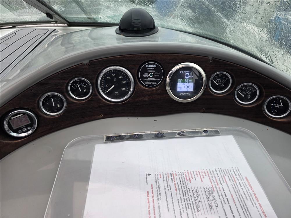 Four Winns Vista 248